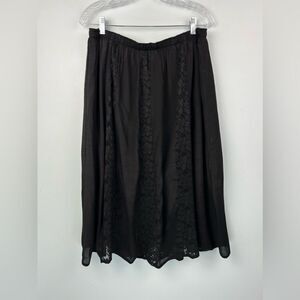 N Touch Black Satin & Lace Midi Skirt Elastic Waist Lined Floral Lace Sz PL